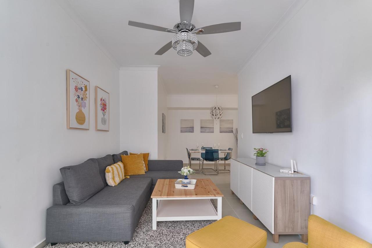 Dom. Rep. Exclusive 2 Bed Apt. Evaristo Morales Santo Domingo Dış mekan fotoğraf