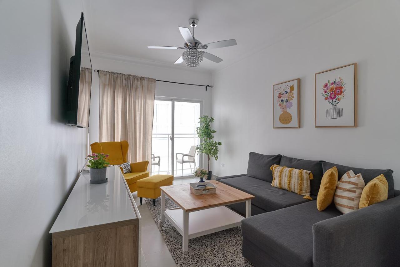Dom. Rep. Exclusive 2 Bed Apt. Evaristo Morales Santo Domingo Dış mekan fotoğraf
